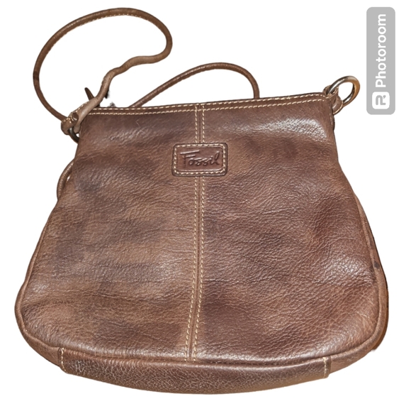 Fossil Handbags - Fossil vintage crossbody EUC brown zipper top. Zipper pouch inside.